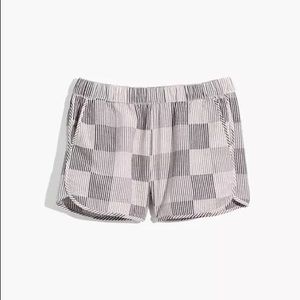 Madewell Pull on shorts in striped check XL
